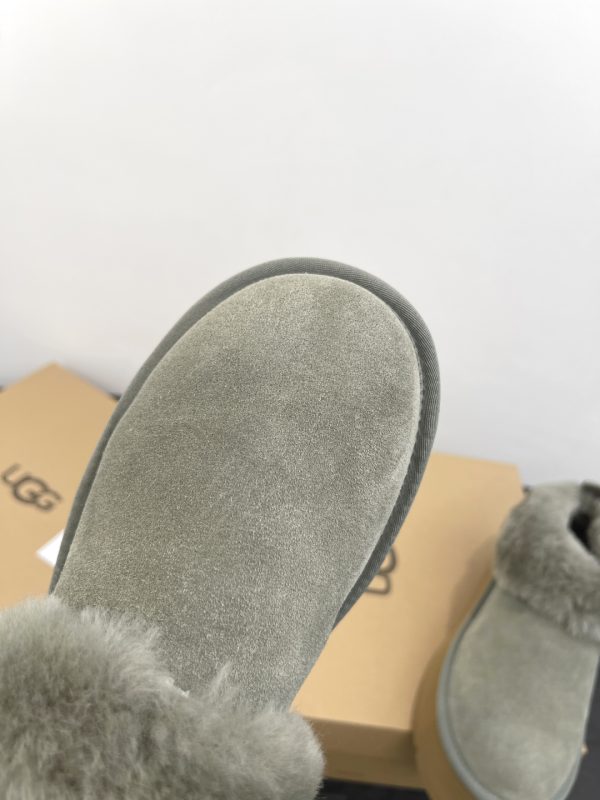 3517- Classic Snow Boots