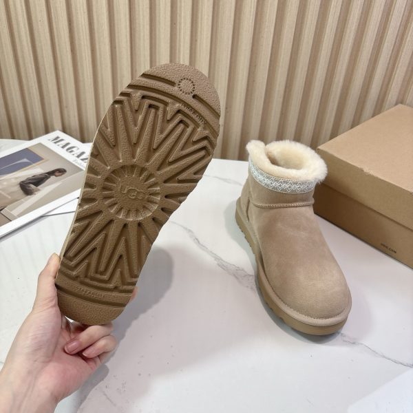 wsxc1760988487156_6 UGG Classic Low Height Snow Boots-3622