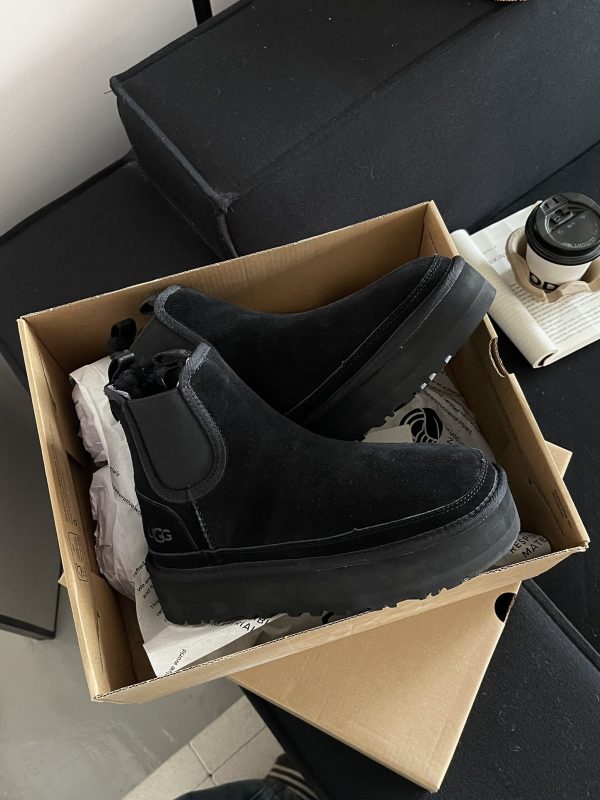 wsxc1761061015044_5 UGG mid-calf snow boots