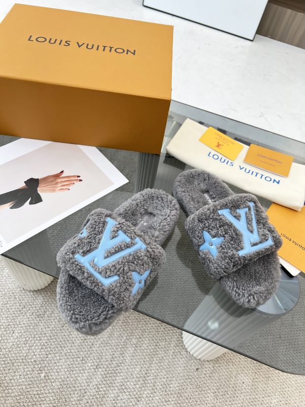 LV wool slippers