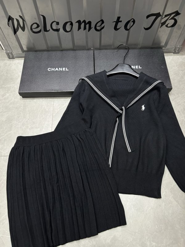 Ralph Lauren knitted Navy style suit