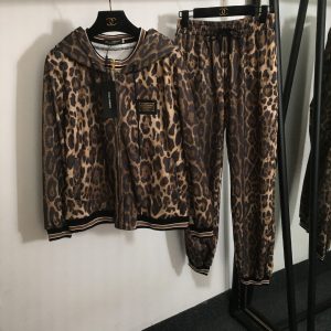 wsxc1762288442040_0 DG's new sportswear set