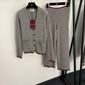 wsxc1762308910590_0 GUCCI woolen knitted suit