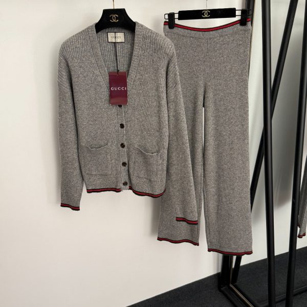 GUCCI woolen knitted suit